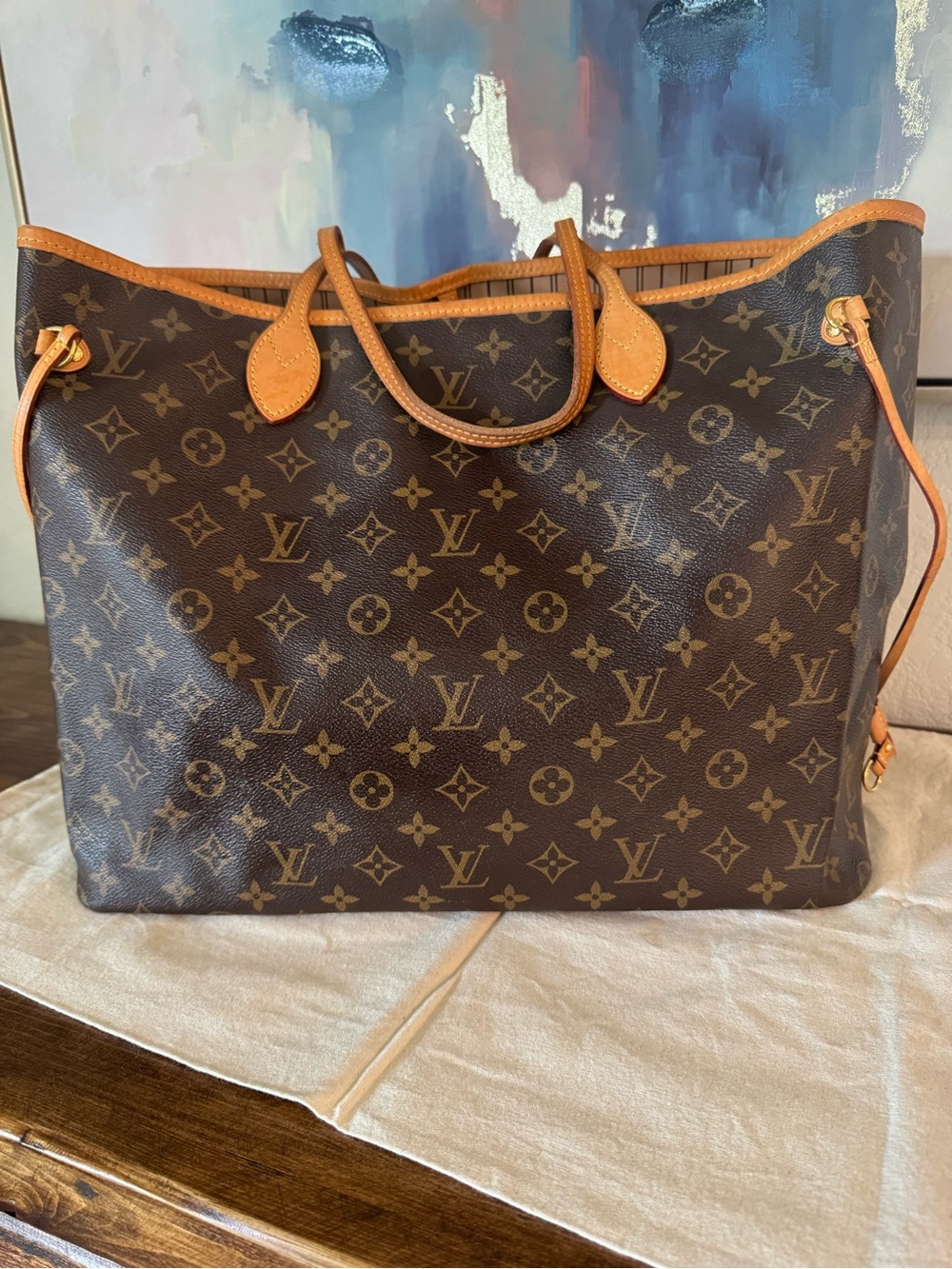 Louis Vuitton GM Monogram Neverfull Tote in monogram canvas.